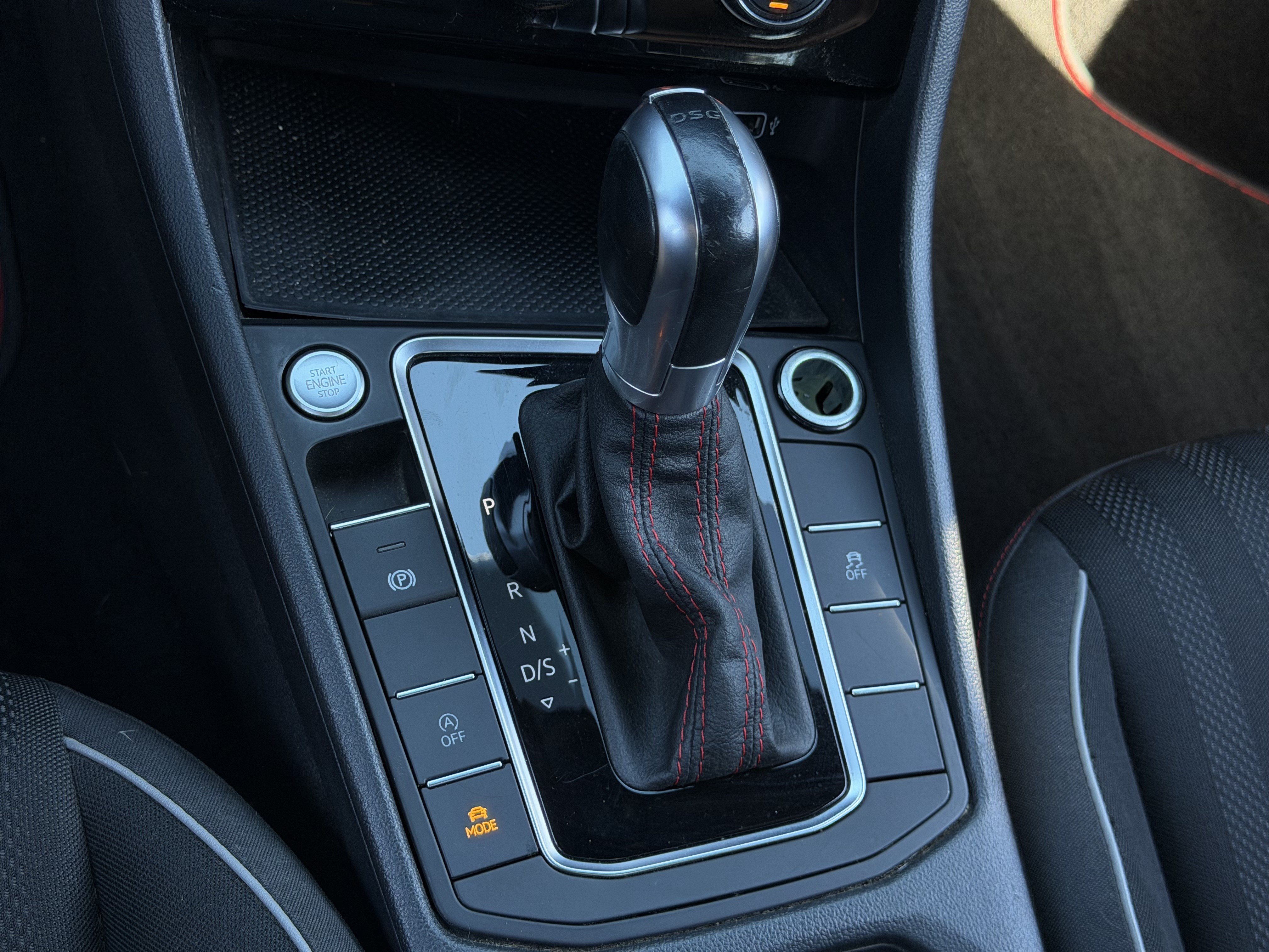 Used 2019 Volkswagen Jetta GLI FWD image 26