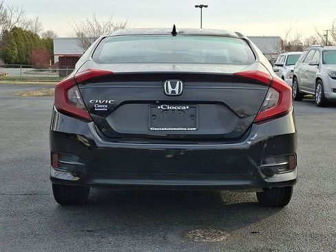 Used 2017 Honda Civic EX image 8