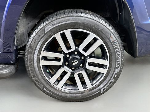 Used 2019 Toyota 4Runner Limited image 30