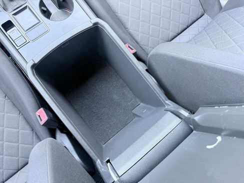 Used 2018 Volkswagen Atlas S image 44