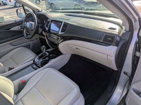 Certified 2017 Honda Ridgeline RTL-E image 35