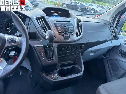 Used 2019 Ford Transit 350 XLT RWD image 17