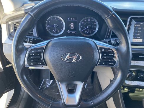Used 2018 Hyundai Sonata SEL w/ Tech Package 02 image 19