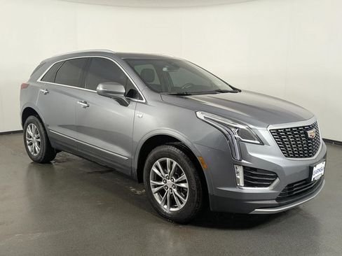 Used 2022 Cadillac XT5 Premium Luxury image 2