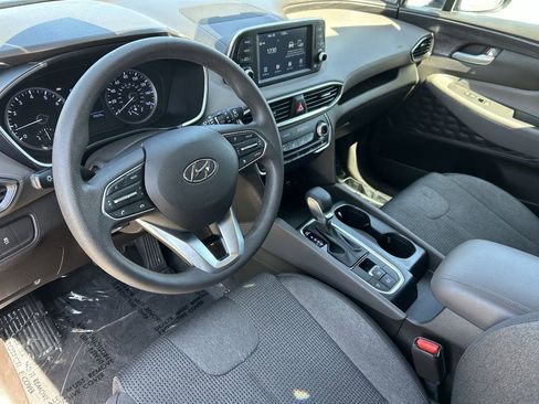 Used 2020 Hyundai Santa Fe SE image 24