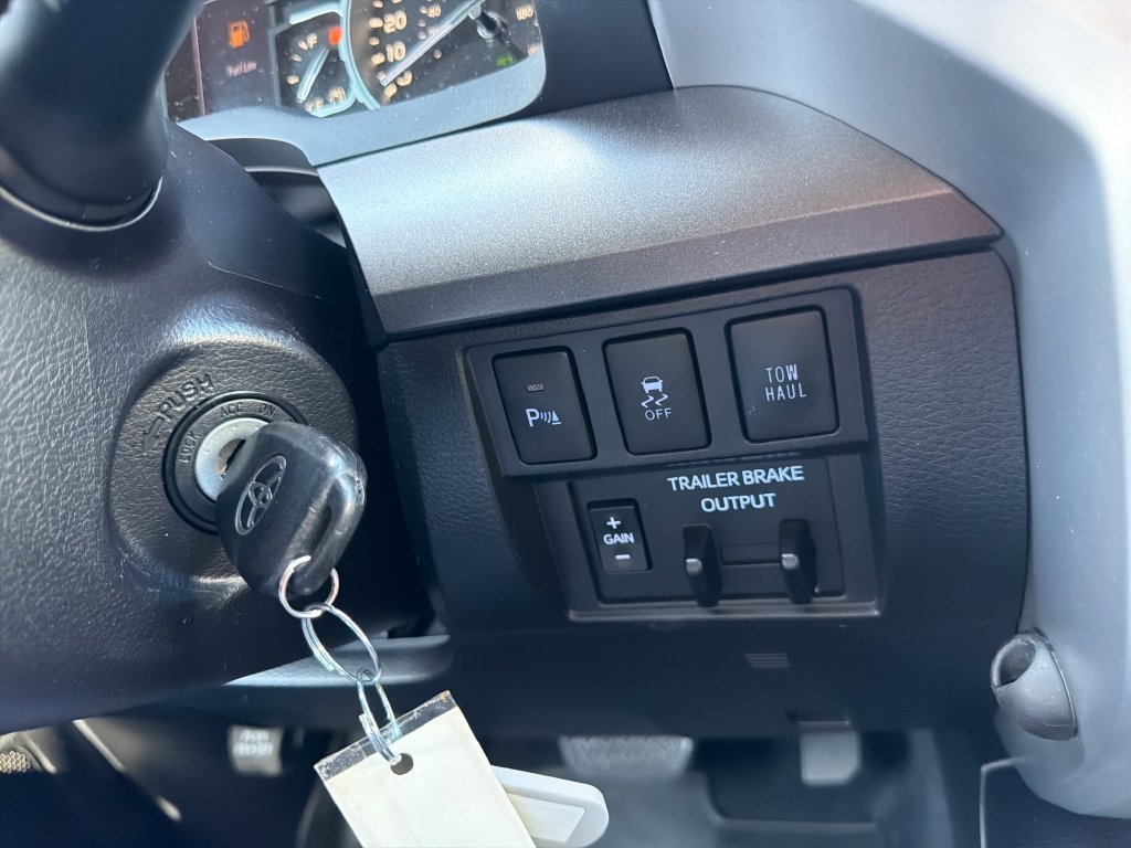 Used 2019 Toyota Tundra SR5 w/ TRD Off Road Package AWD/4WD image 42