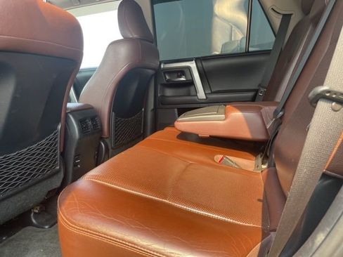 Used 2014 Toyota 4Runner Limited image 14