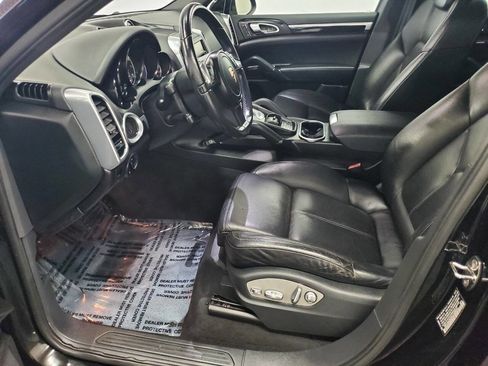 Used 2012 Porsche Cayenne image 9
