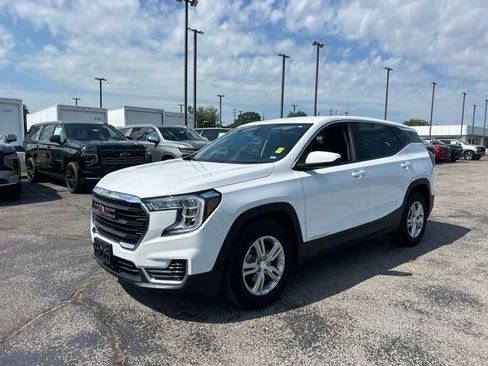 Used 2024 GMC Terrain SLE FWD image 7