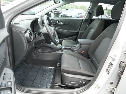 Used 2023 Hyundai Kona SEL w/ Convenience Package AWD/4WD image 12