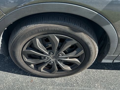 Used 2017 Ford Escape S image 2