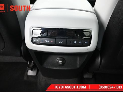 Used 2025 Hyundai Palisade SEL AWD/4WD image 27