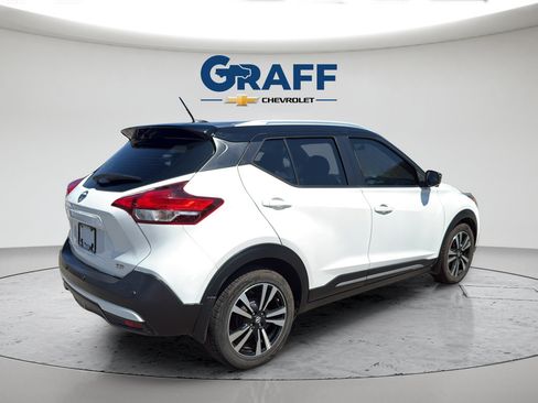 Used 2020 Nissan Kicks SR FWD image 15