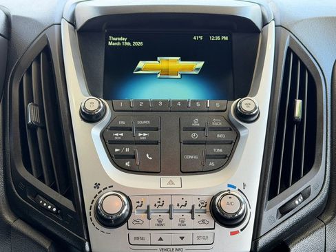 Used 2016 Chevrolet Equinox LS image 18