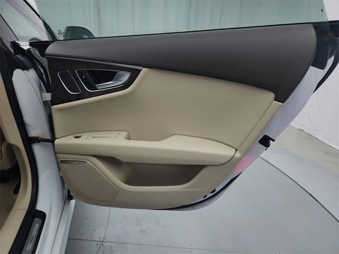 Used 2017 Audi A7 3.0T Prestige w/ Prestige Package image 31