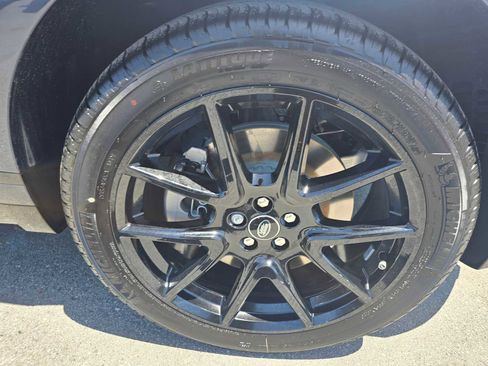 Certified 2026 Land Rover Range Rover Velar Dynamic SE image 9