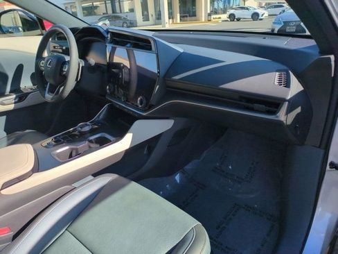 Used 2024 Lexus RZ 300e Premium w/ Accessory Package (Z1) image 30