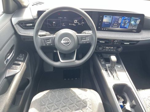 New 2026 Nissan Kicks SV w/ Cold Weather Package FWD image 13