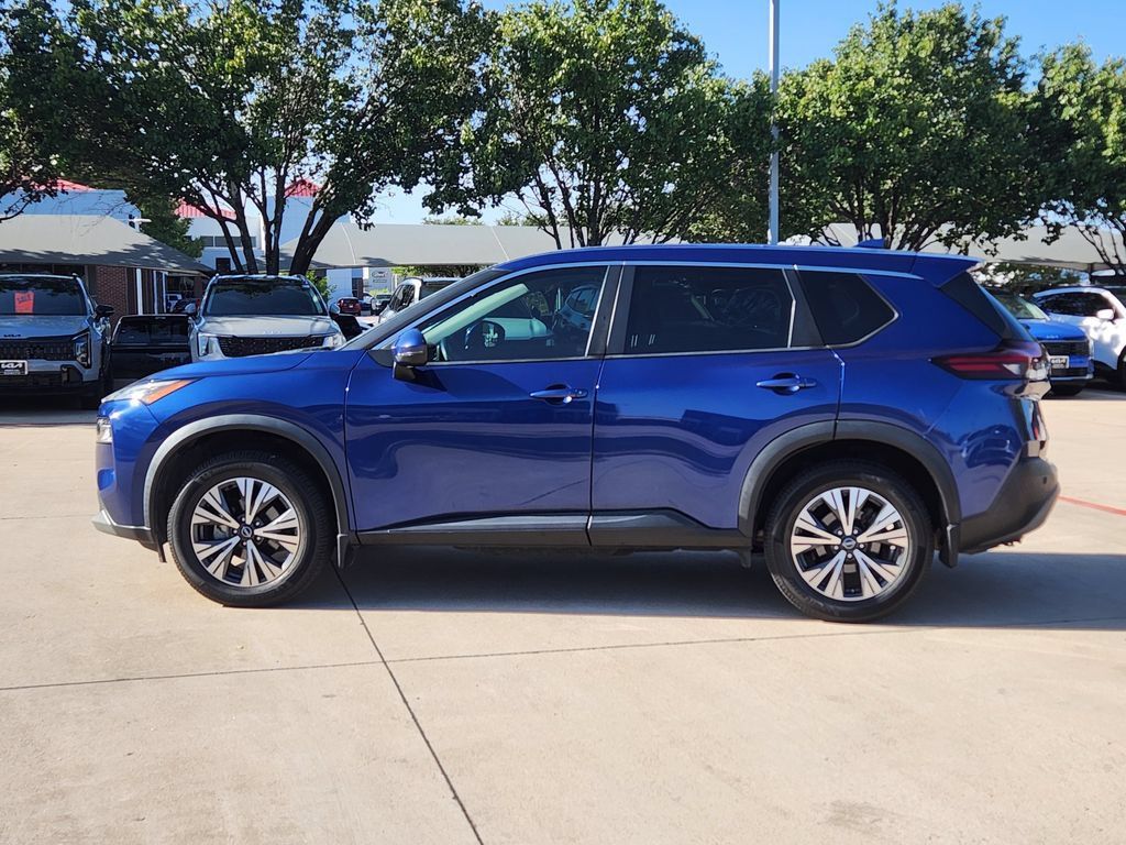 Used 2022 Nissan Rogue SV FWD image 14