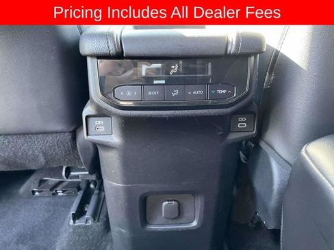 Used 2024 Toyota Grand Highlander AWD image 17