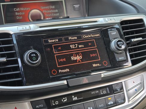 Used 2014 Honda Accord EX-L image 20