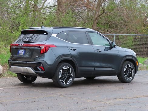 Certified 2025 Kia Seltos SX image 3