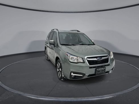 Used 2018 Subaru Forester 2.5i Premium image 2