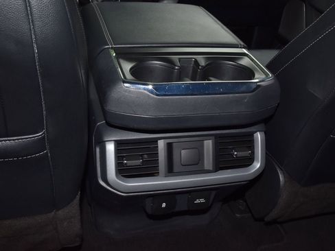 Used 2023 Ford F150 Lariat RWD image 18
