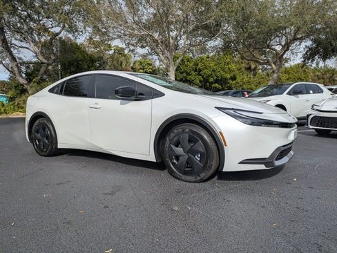 New 2026 Toyota Prius Plug-In Hybrid image 2