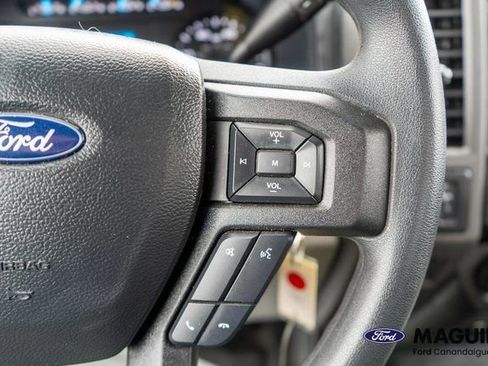 Used 2022 Ford F250 XL w/ Power Equipment Group image 18