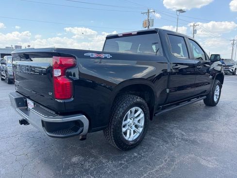 Used 2022 Chevrolet Silverado 1500 LT AWD/4WD image 6