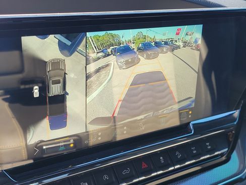 Used 2023 Chevrolet Silverado 1500 ZR2 w/ Technology Package image 31