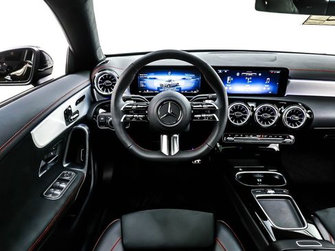 New 2026 Mercedes-Benz CLA 250 image 4