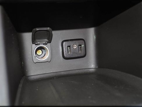 Used 2018 GMC Acadia SLE w/ LPO, Floor Liner Package AWD/4WD image 14