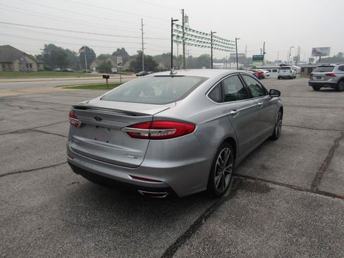 Used 2020 Ford Fusion Titanium AWD/4WD image 8