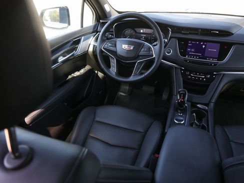 Used 2024 Cadillac XT5 Premium Luxury image 27