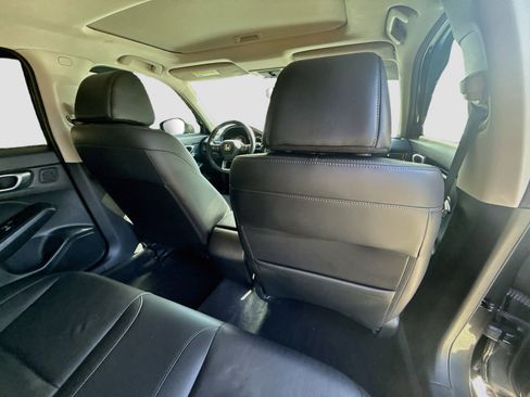 Used 2024 Honda Civic EX-L image 28