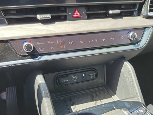 Certified 2025 Kia Sportage X-Line w/ Premium Package AWD/4WD image 30