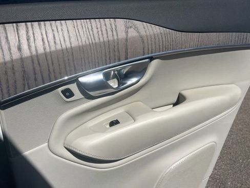 Used 2023 Volvo XC90 B6 Plus w/ Protection Package Premier image 30