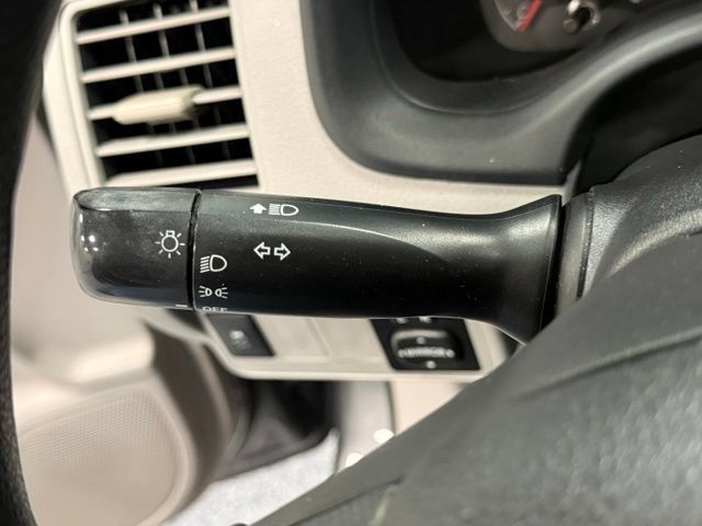 Used 2013 Toyota Corolla L FWD image 14