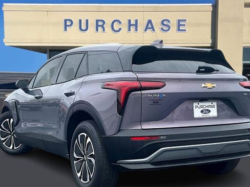 Used 2024 Chevrolet Blazer EV LT image 4
