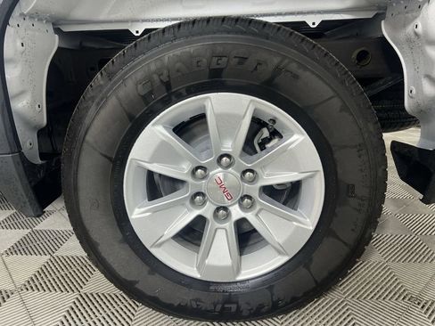 Used 2023 GMC Sierra 1500 SLE AWD/4WD image 24