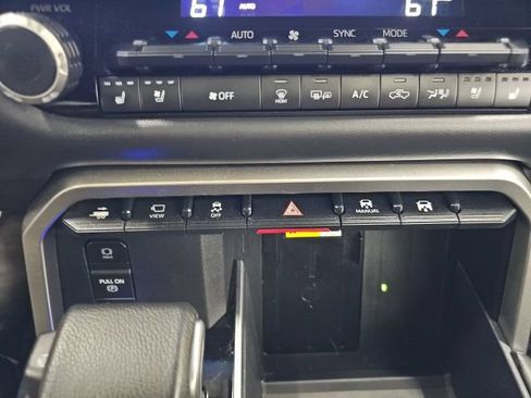 Used 2022 Toyota Tundra Platinum w/ Advanced Package AWD/4WD image 25