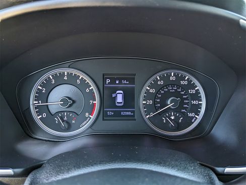 Used 2020 Hyundai Santa Fe SE image 33