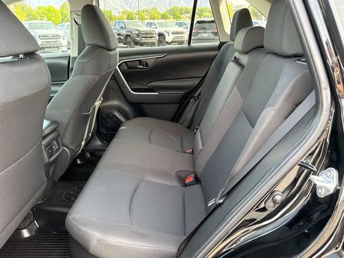 Used 2024 Toyota RAV4 LE AWD/4WD image 13