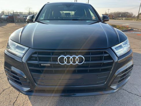 Used 2020 Audi Q5 2.0T Titanium Premium Plus w/ Premium Plus Package image 18