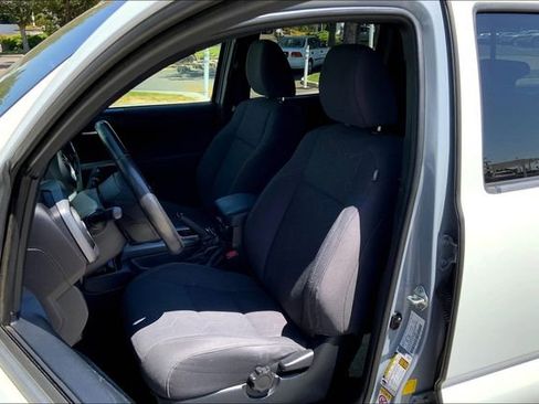 Used 2019 Toyota Tacoma TRD Off-Road image 25