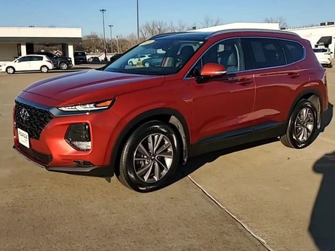 Used 2020 Hyundai Santa Fe Limited image 4