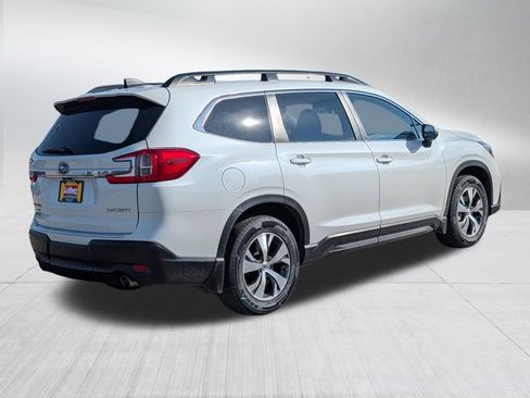 Used 2023 Subaru Ascent Premium w/ Convenience Package image 7