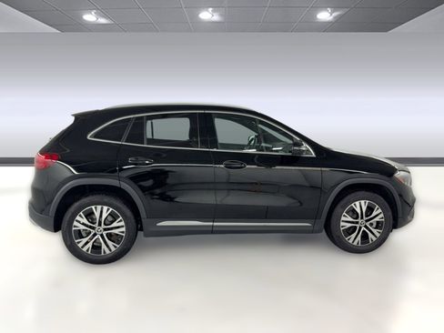 Certified 2025 Mercedes-Benz GLA 250 image 8